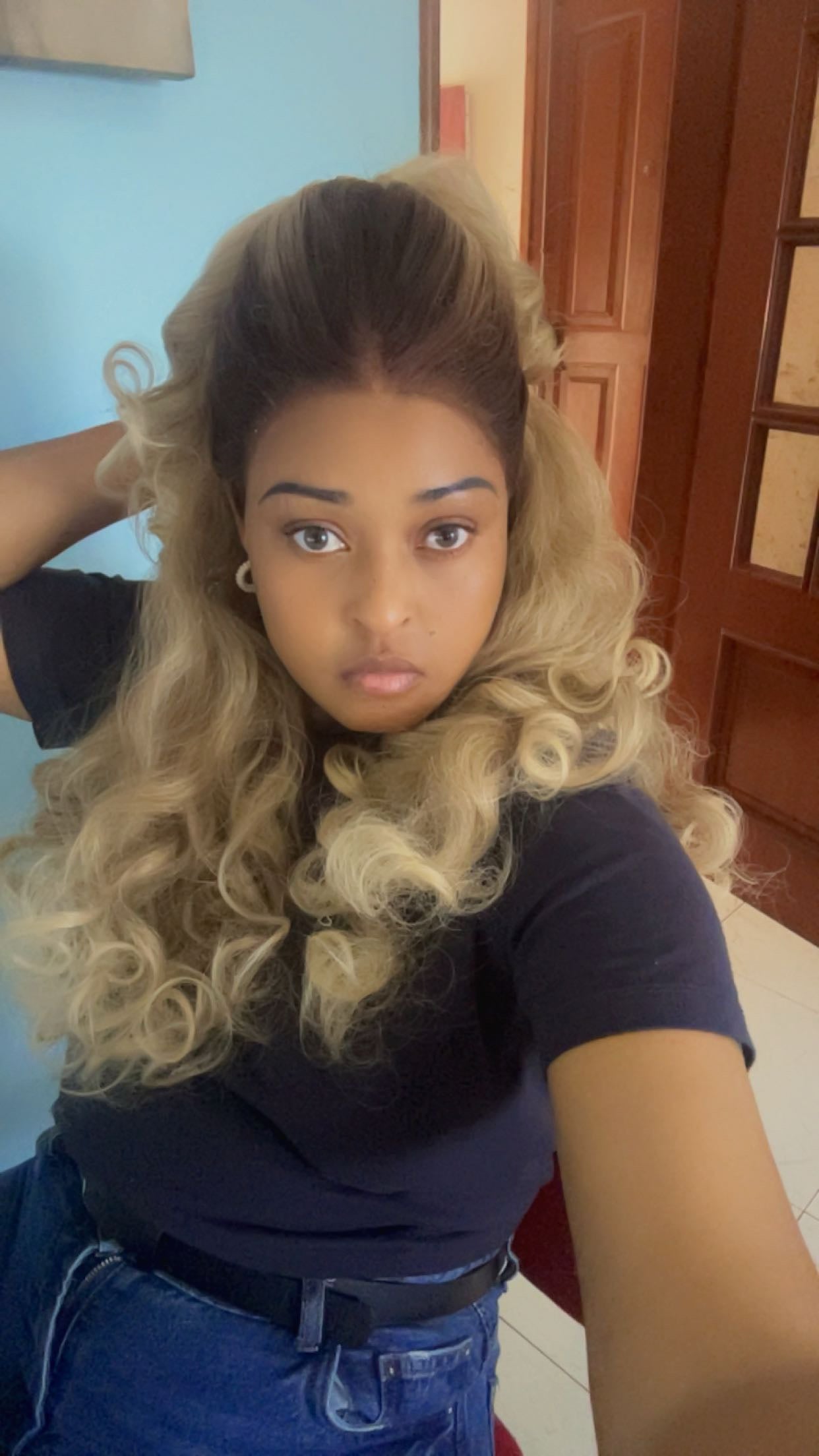 perruque semi-naturelle bouclée 26 pouces